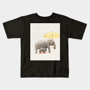 Elephant mother and baby under the rain Kids T-Shirt